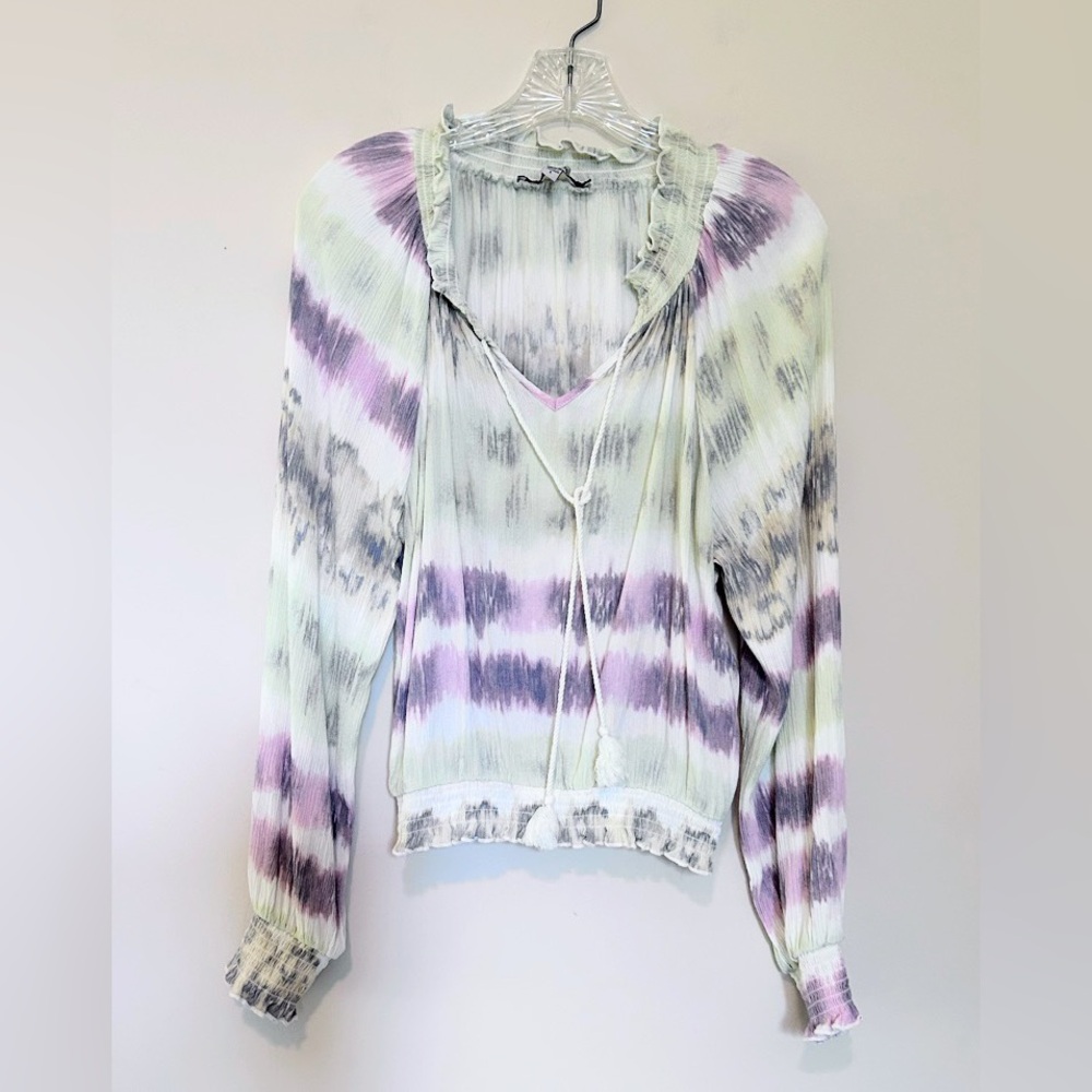 Ruffled Tie-Dye V-Neck Blouse in Lavender & Cream